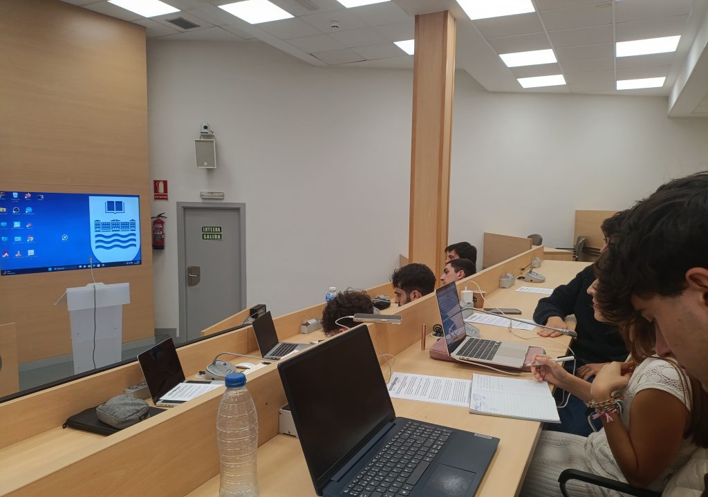 Los alumnos de cuarto curso en el evento.